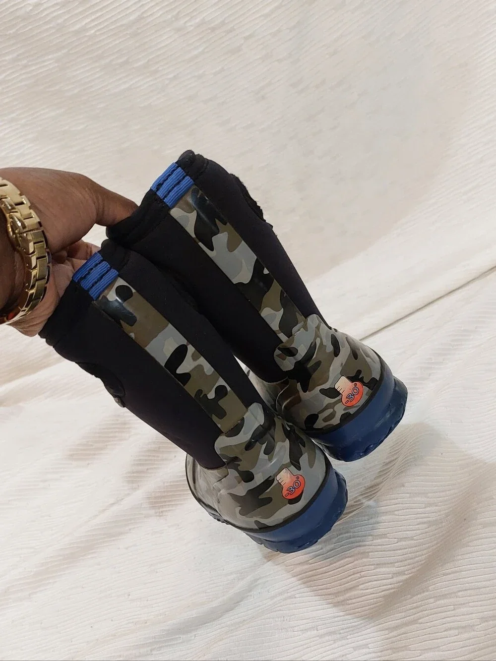 Bogs Kids' Camo Waterproof Rain Boots - Blue & Green Size 9